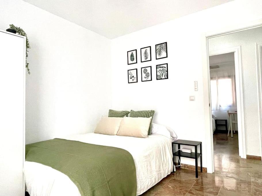 Beautiful & Sunny Apartment Màlaga Exteriér fotografie